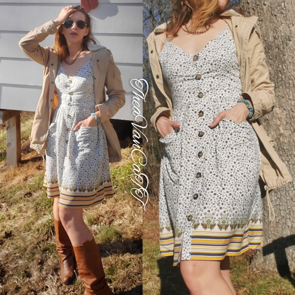 Dresses & Skirts - Cassi's 2 POCKETS Floral Button Down Midi SunDress